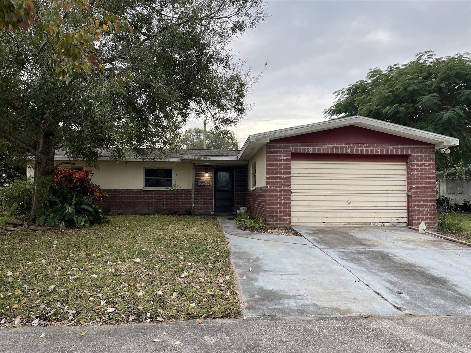 2431 Lakeview Drive Melbourne FL 32935 O6373050 image1