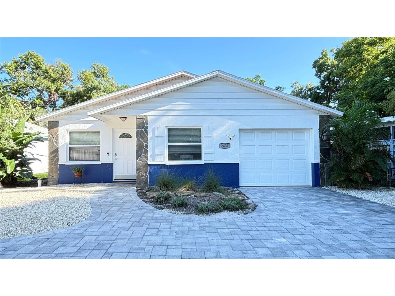 2431 Loma Linda Street Sarasota FL 34239 A4624205 image1