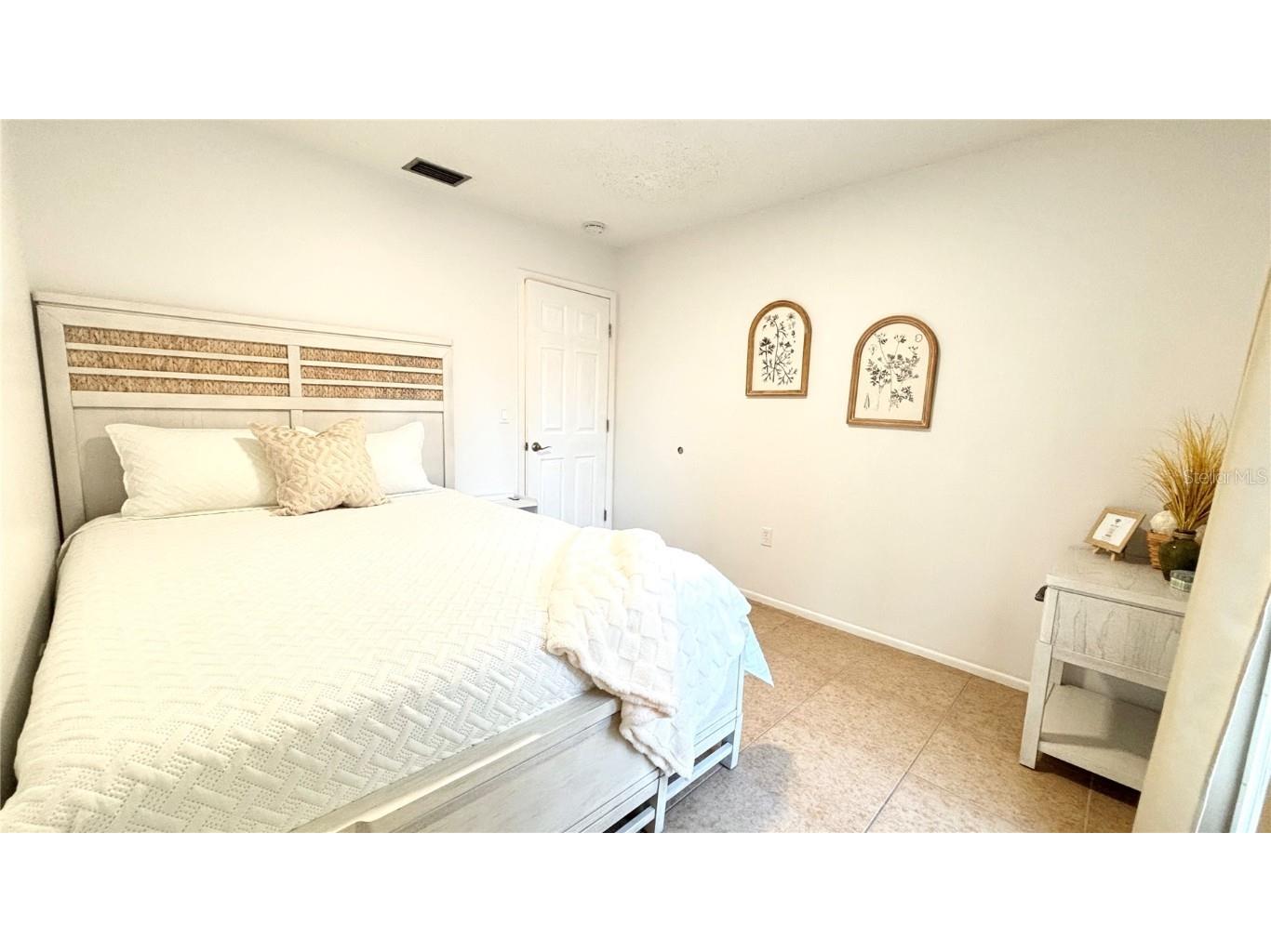 2431 Loma Linda Street Sarasota FL 34239 A4624205 image21