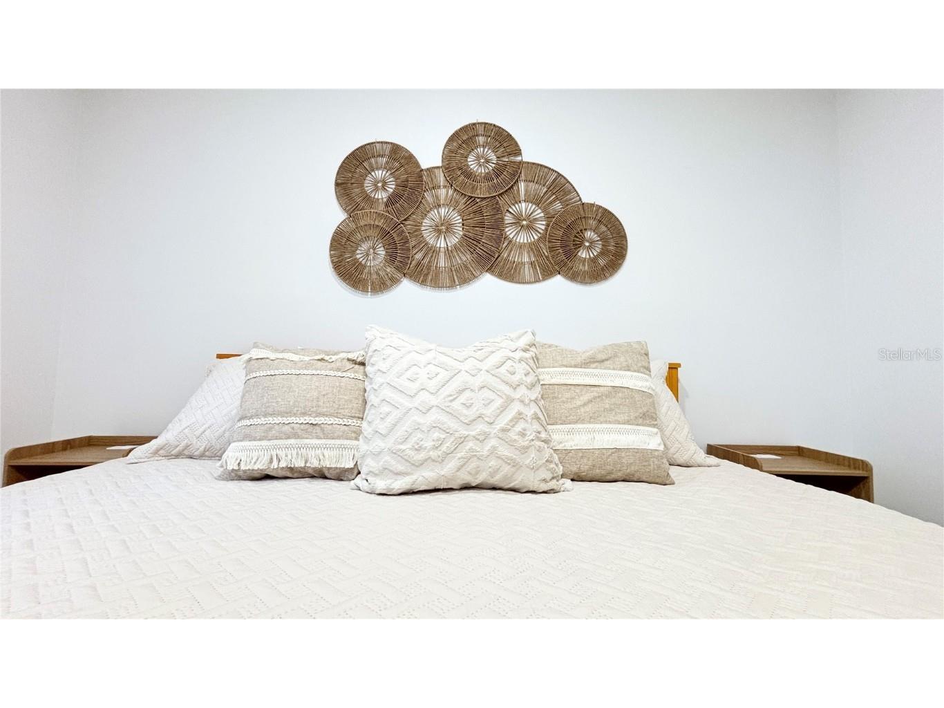 2431 Loma Linda Street Sarasota FL 34239 A4624205 image26