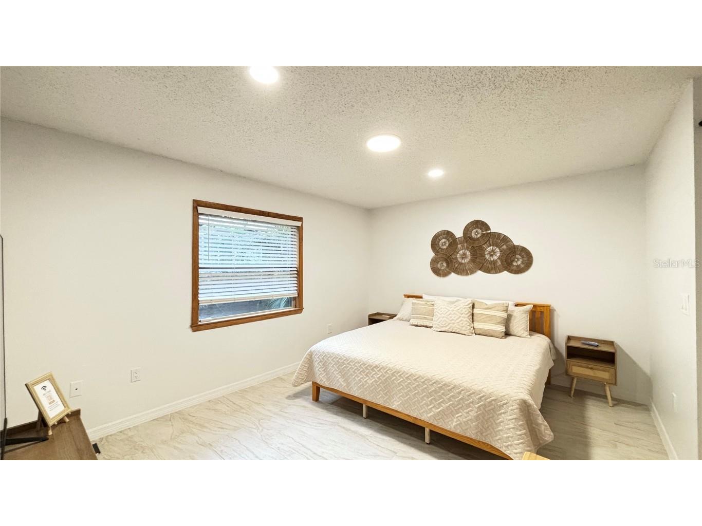 2431 Loma Linda Street Sarasota FL 34239 A4624205 image28