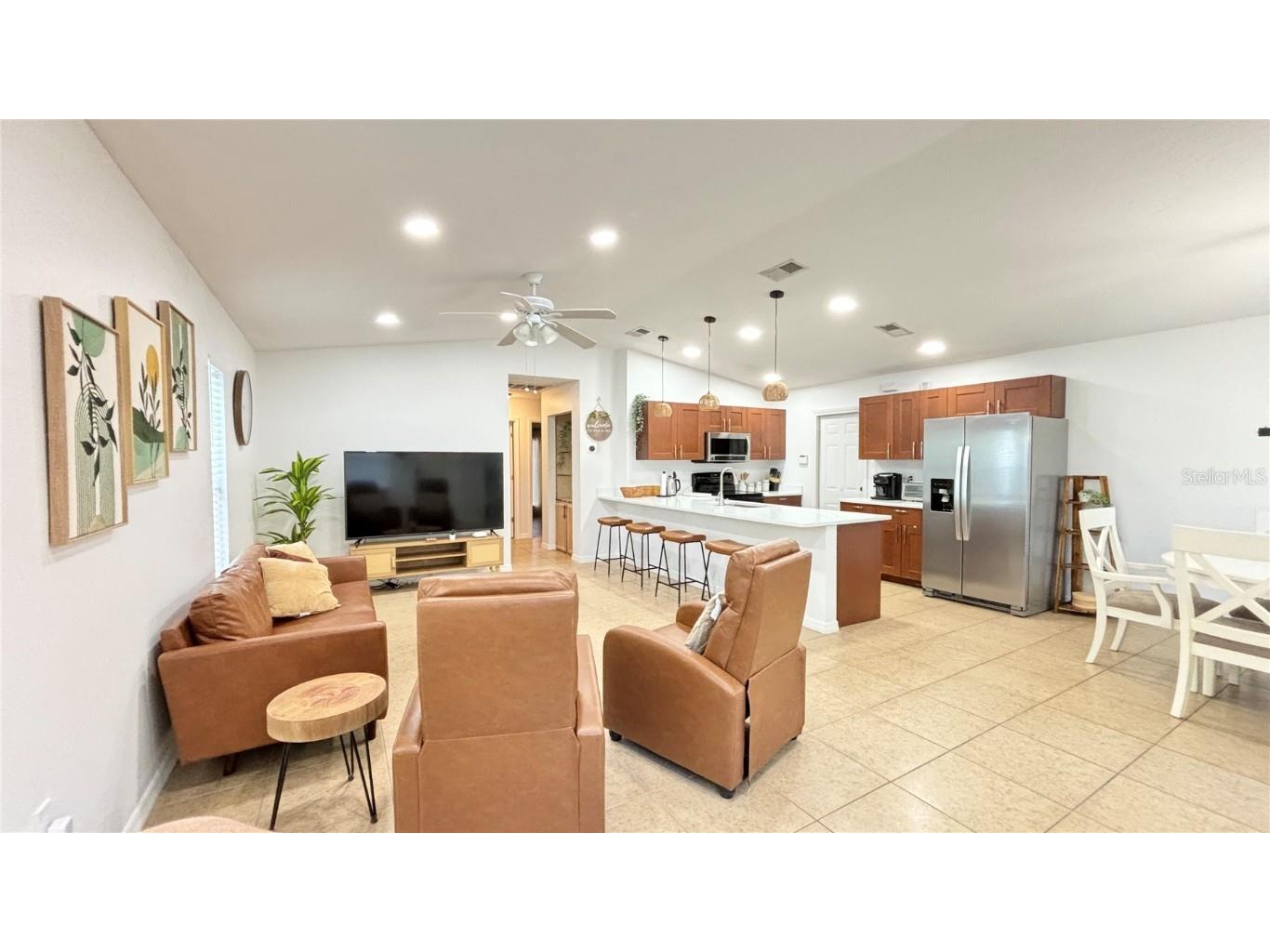 2431 Loma Linda Street Sarasota FL 34239 A4624205 image5