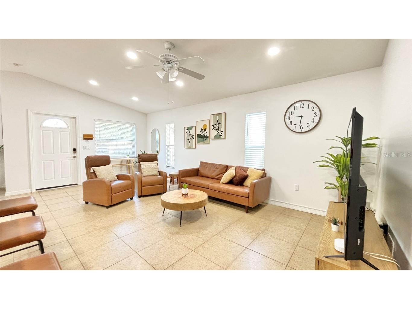 2431 Loma Linda Street Sarasota FL 34239 A4624205 image6