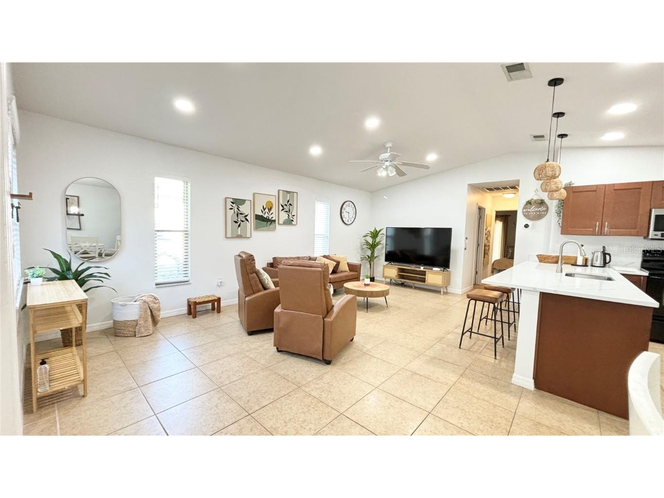 2431 Loma Linda Street Sarasota FL 34239 A4624205 image7