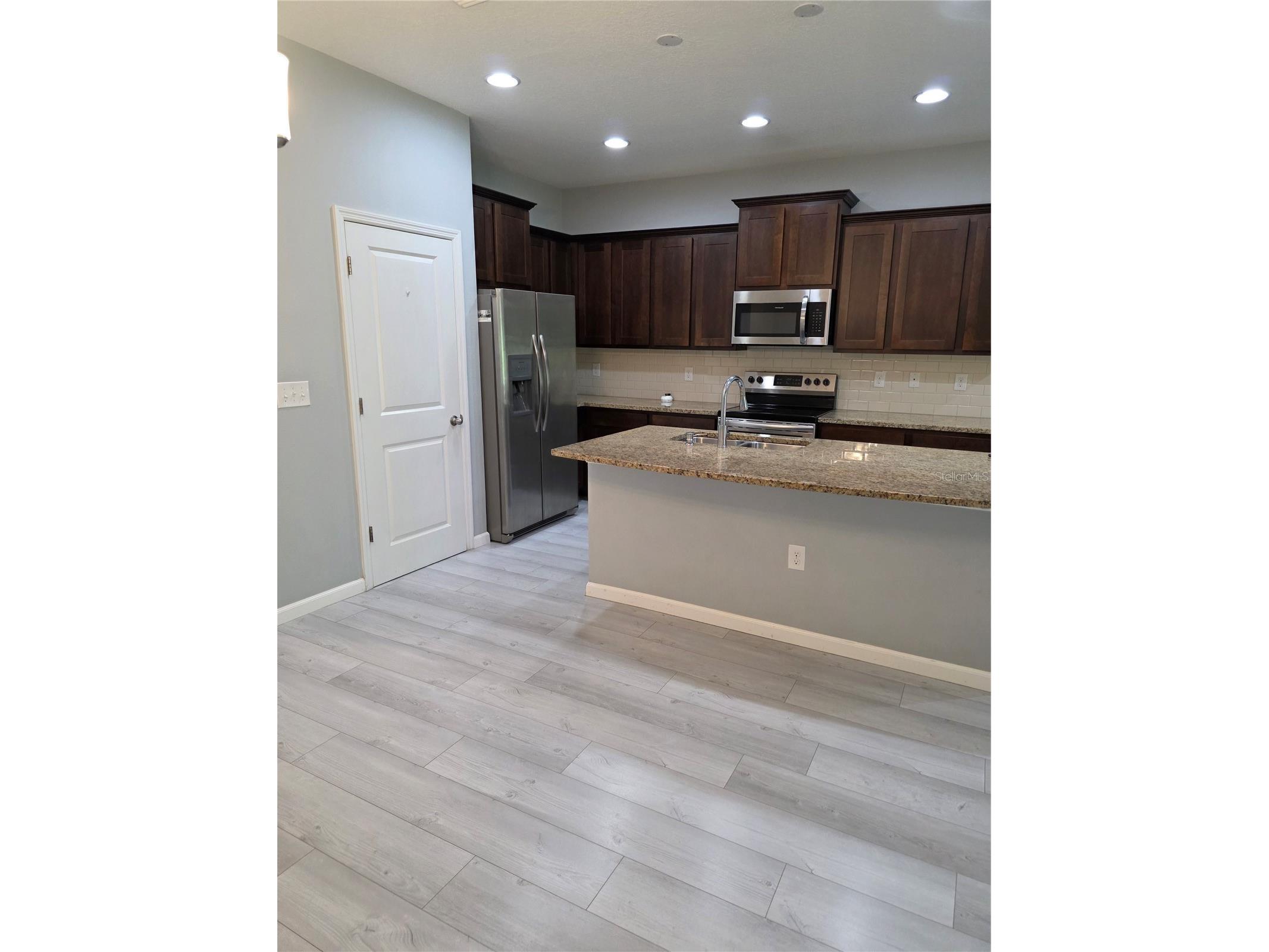 2431 Midnight Pearl Drive Sarasota FL 34240 A4689067 image31