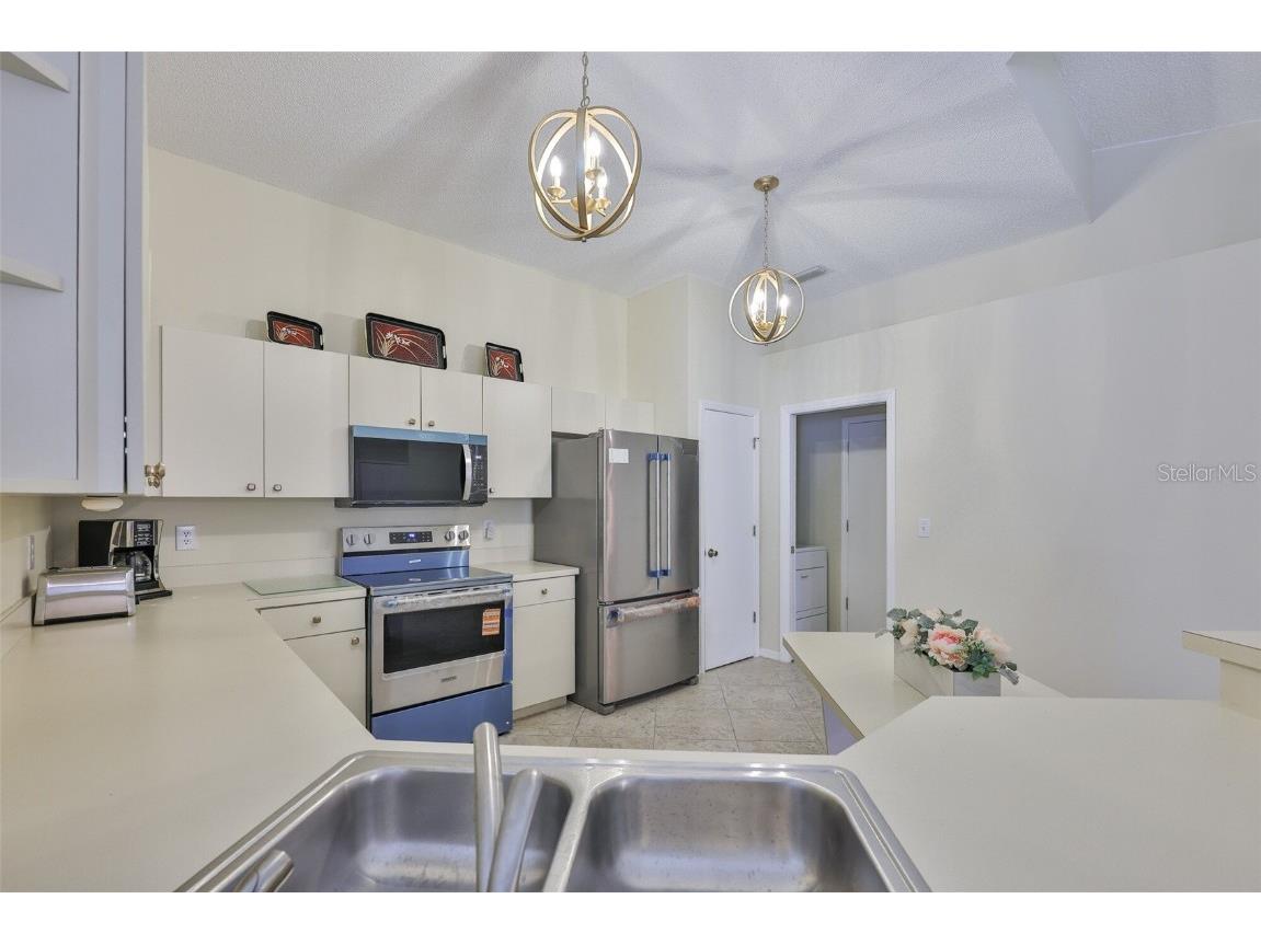 2431 Nantucket Harbor Loop #61 Sun City Center FL 33573 TB8410656 image13