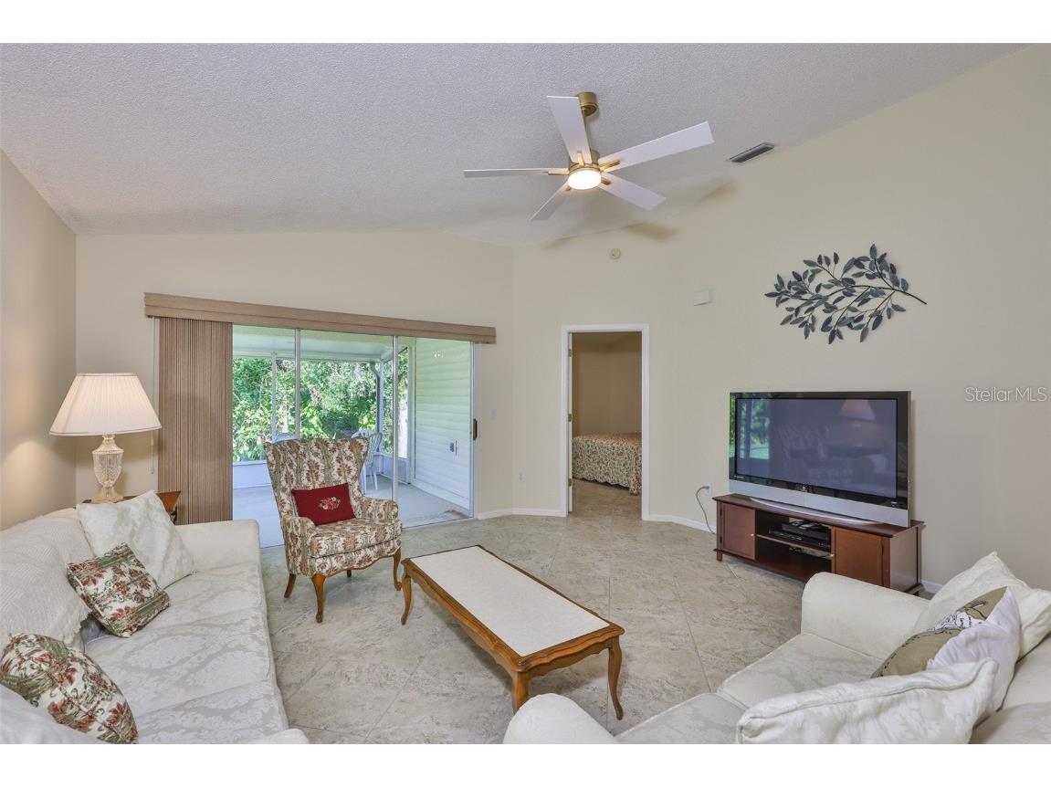 2431 Nantucket Harbor Loop #61 Sun City Center FL 33573 TB8410656 image8