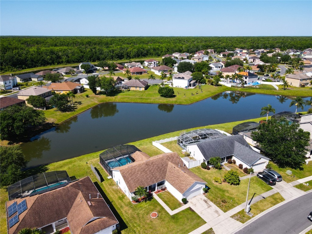 2431 Peace Circle Kissimmee FL 34758 TB8449875 image2