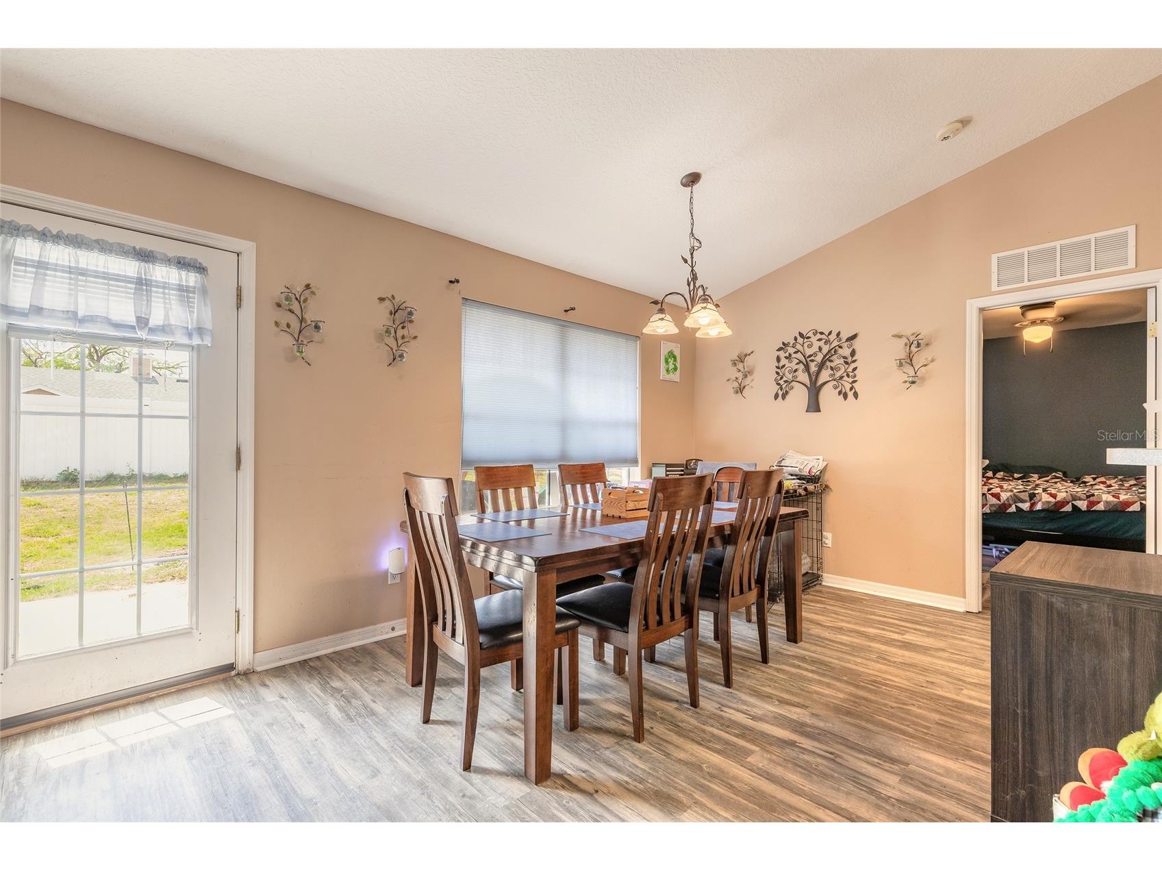 2431 Weatherford Drive Deltona FL 32738 V4948158 image8