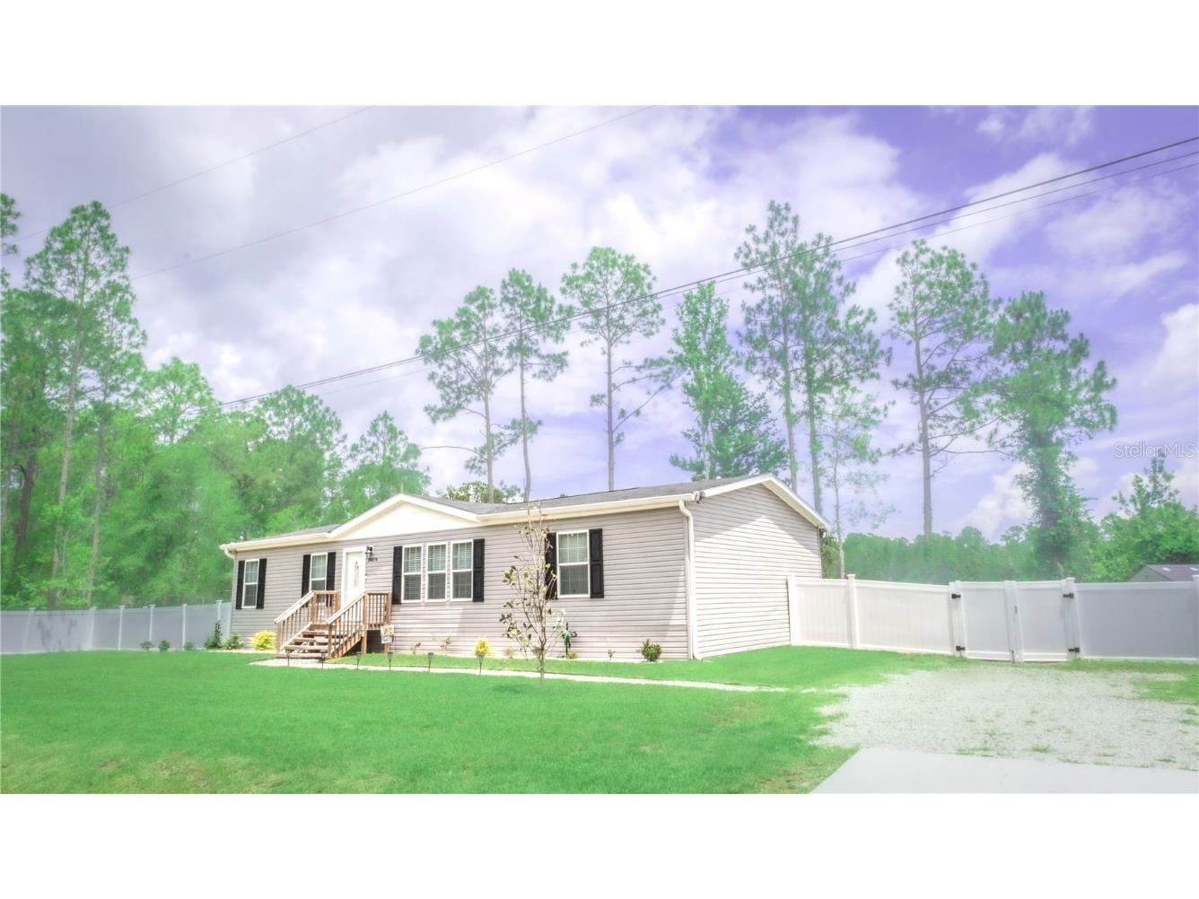 24314 Maxwell Street Astor FL 32102 OM658566 image1