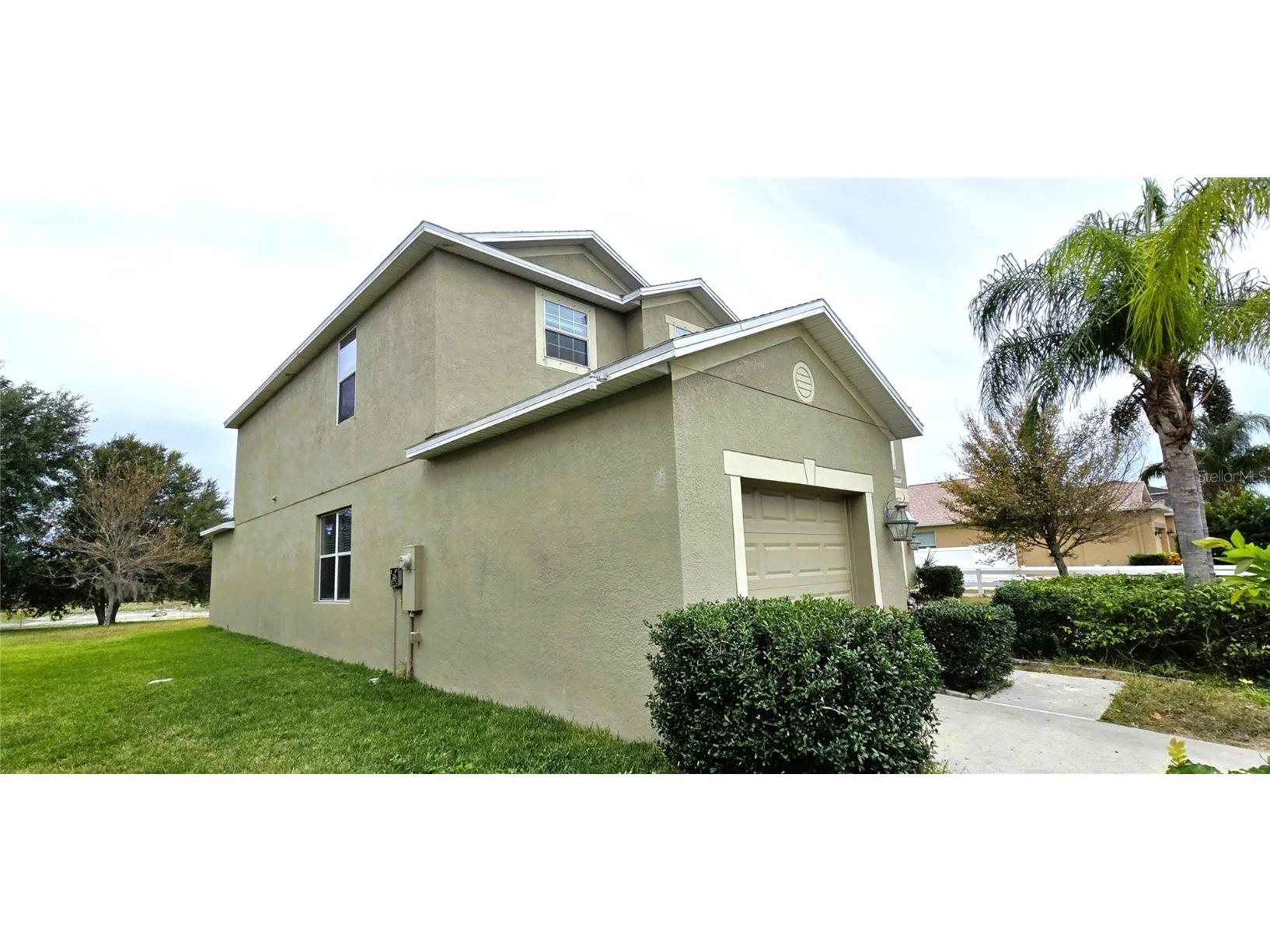 2432 Cumberland Cliff Drive Ruskin FL 33570 TB8419121 image2