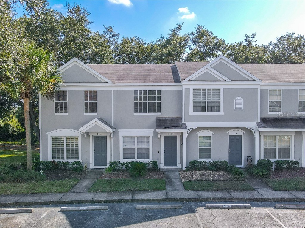 2432 Lake Woodberry Circle Brandon FL 33510 TB8331935 image1