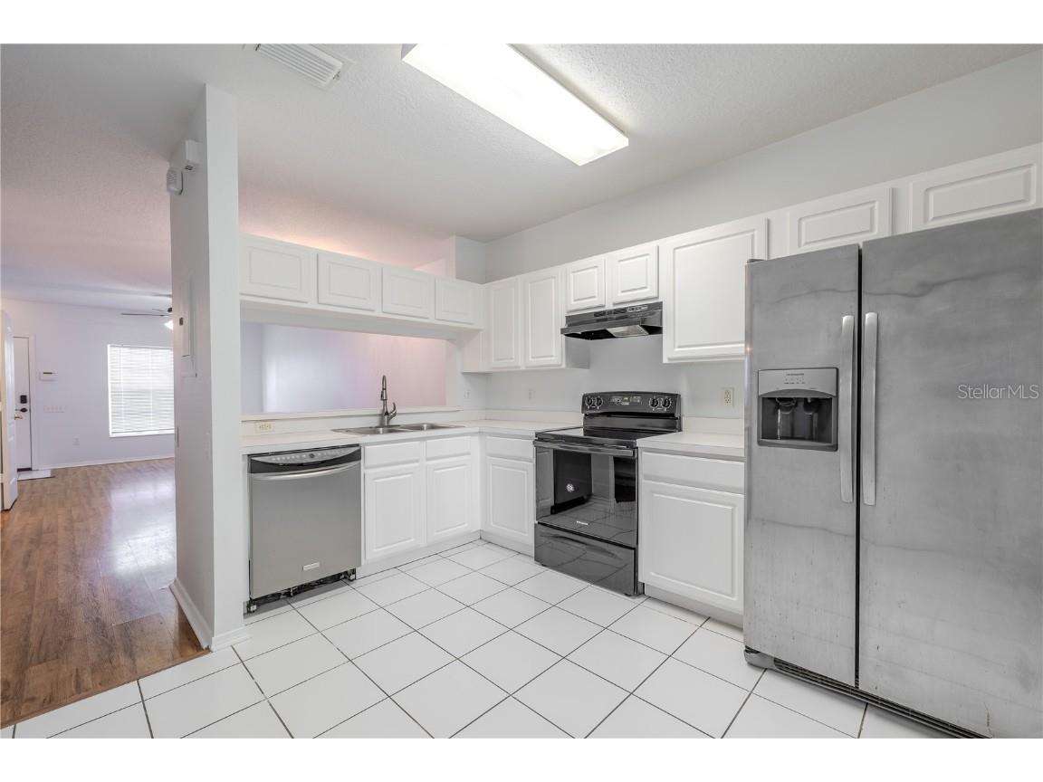 2432 Lake Woodberry Circle Brandon FL 33510 TB8331935 image10