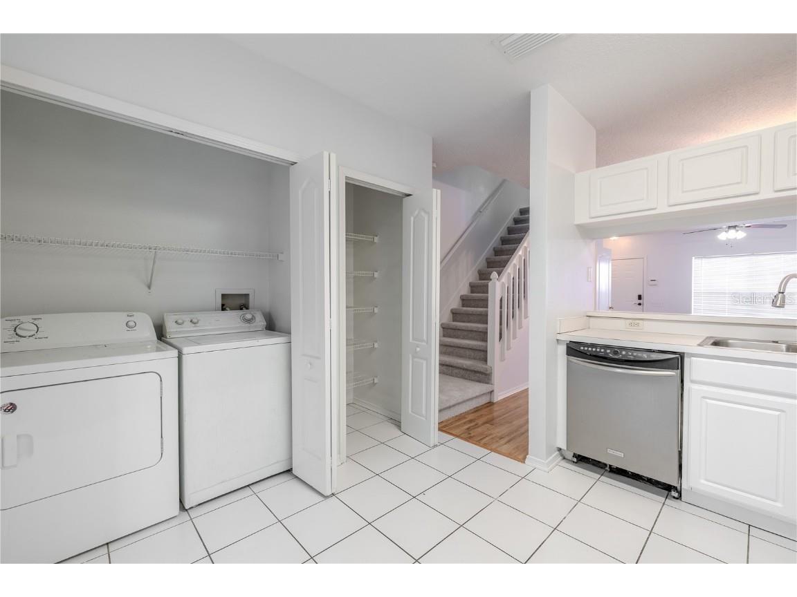 2432 Lake Woodberry Circle Brandon FL 33510 TB8331935 image18