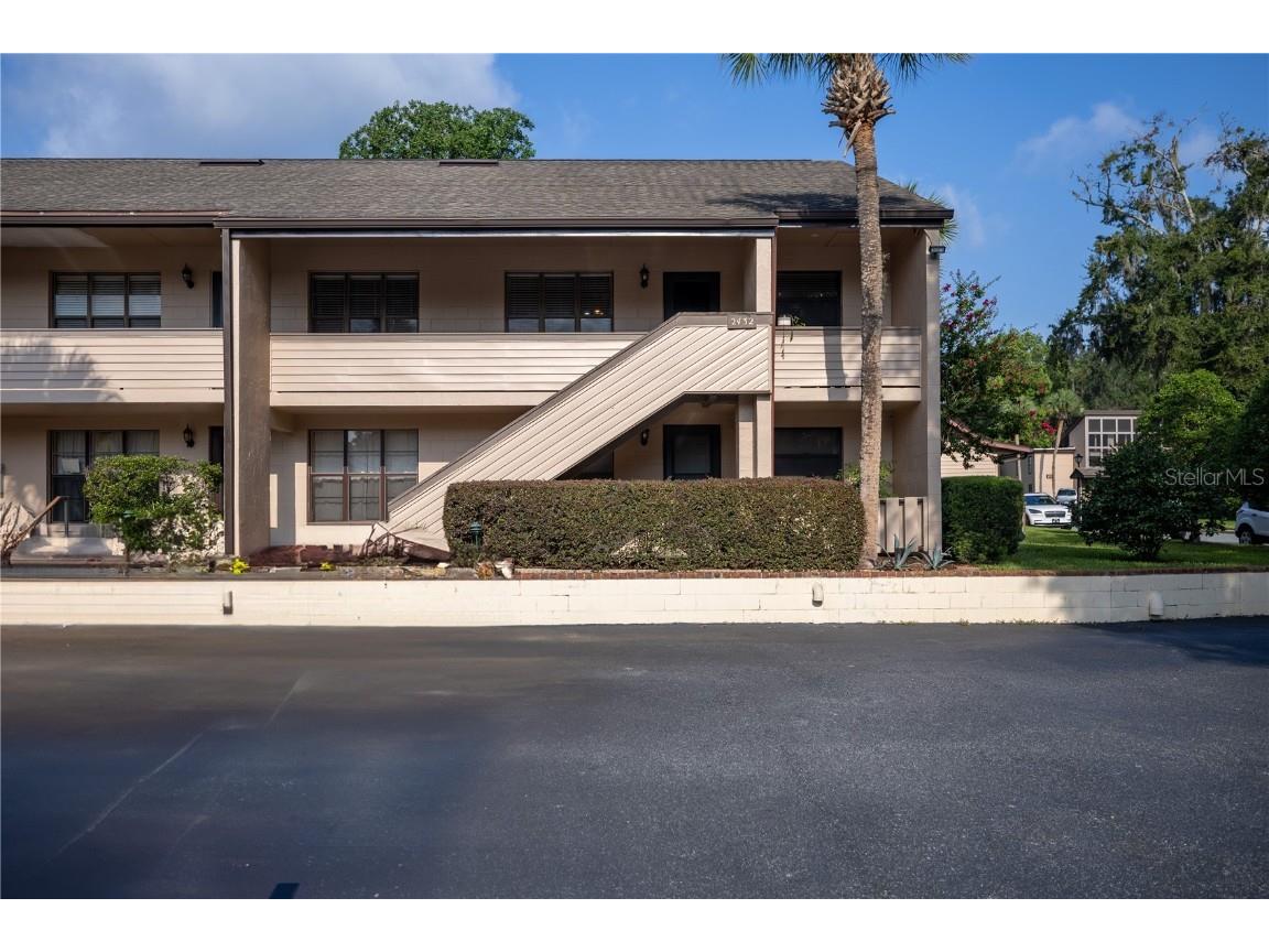 2432 NE 7th Street #7 Ocala FL 34470 OM697443 image1