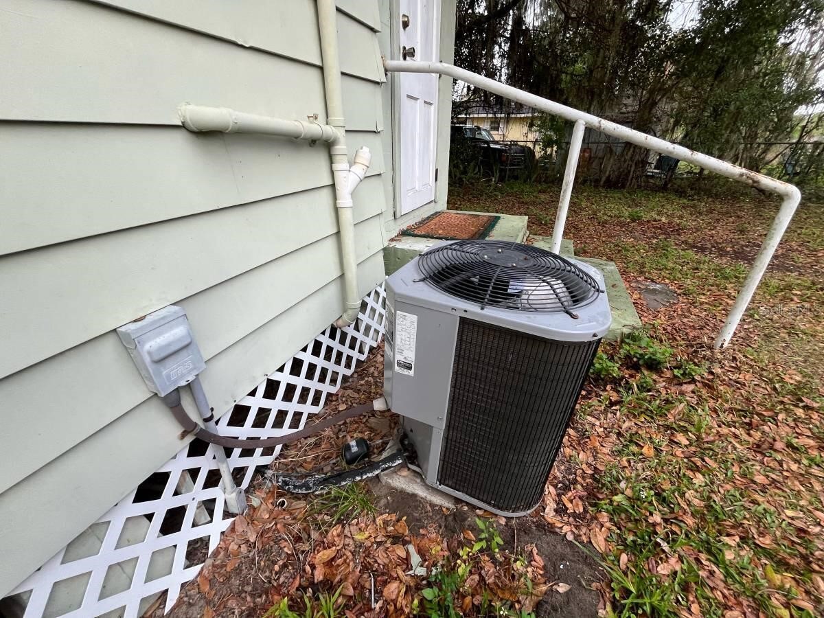 2432 SW 1st St Ocala FL 34475 O6416180 image14