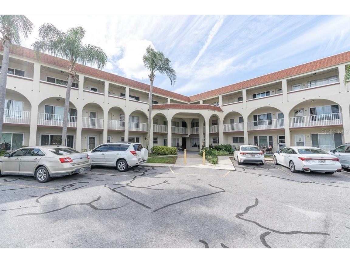 2433 Brazilia Drive #11 Clearwater FL 33763 U8232079 image1