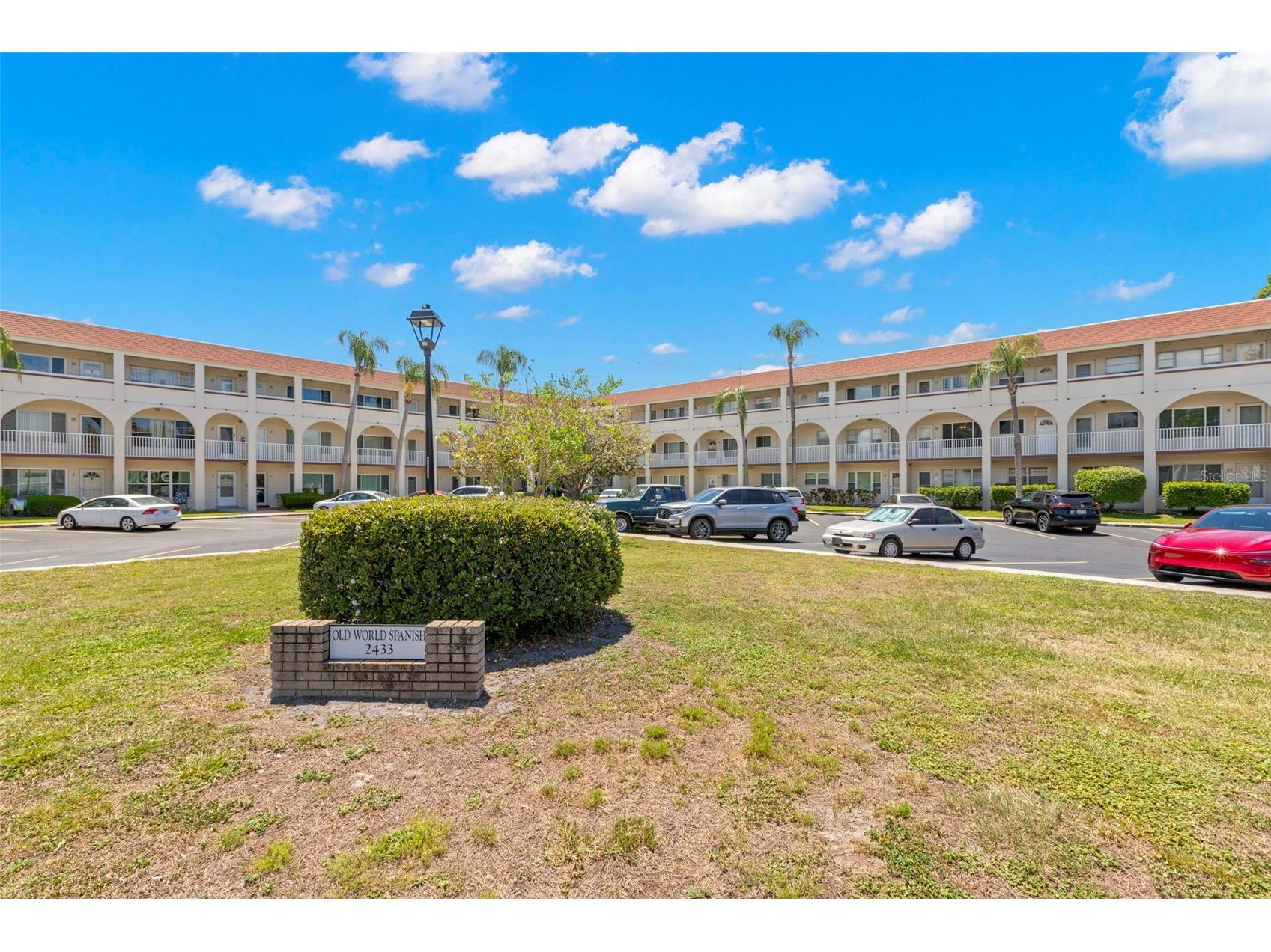 2433 Brazilia Drive #41 Clearwater FL 33763 - LAKE ARBOR TB8490053 image1
