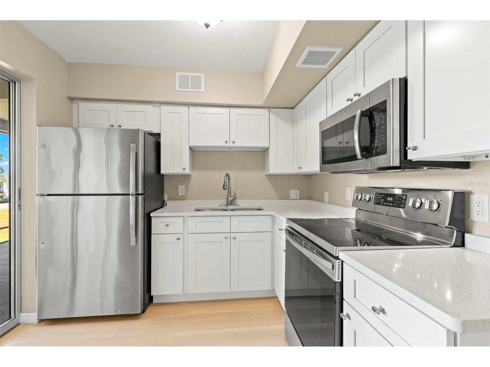 2433 Brazilia Drive #41 Clearwater FL 33763 - LAKE ARBOR TB8490053 image4