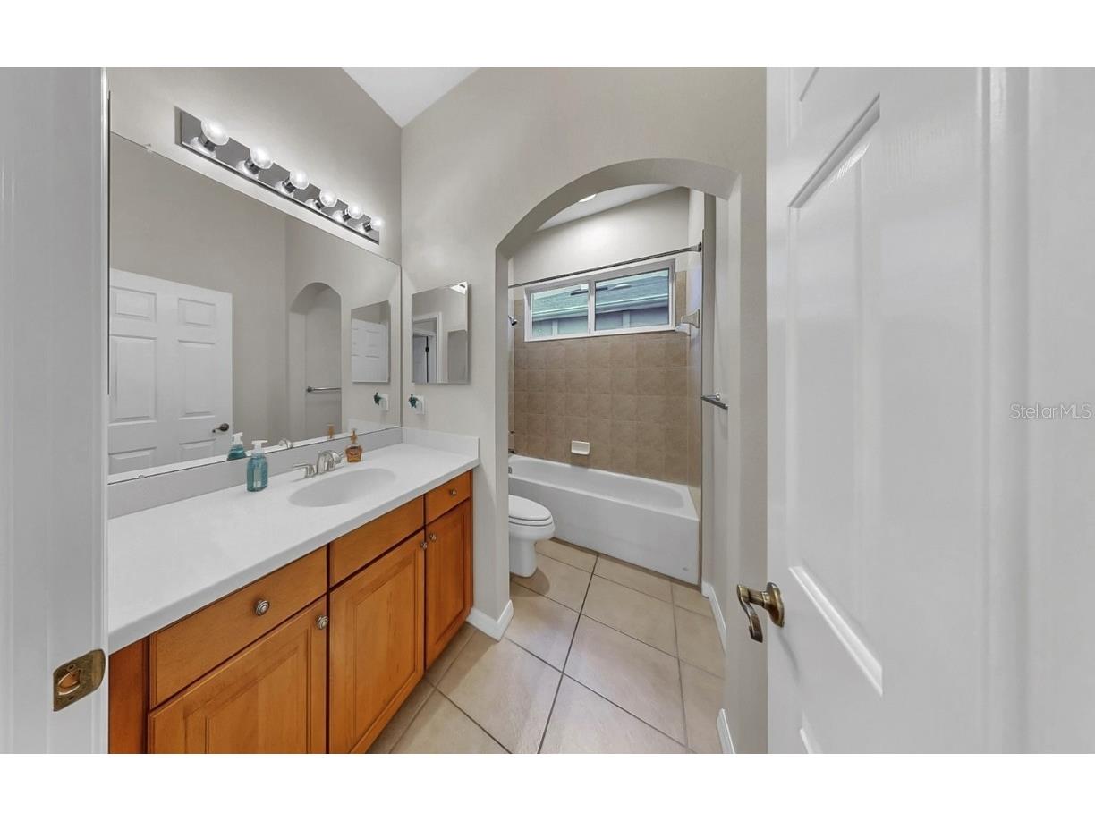 2433 Kensington Greens Drive Sun City Center FL 33573 TB8418737 image28