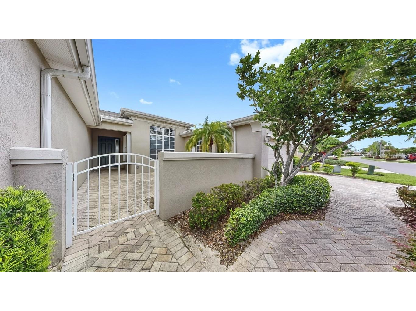 2433 Kensington Greens Drive Sun City Center FL 33573 TB8418737 image4