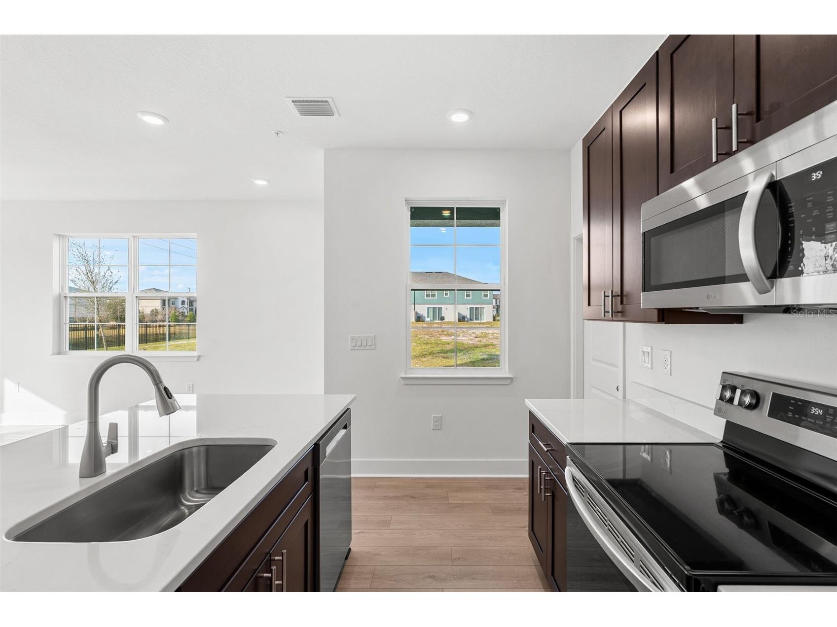 2433 Magnolia Reserve Road Ocoee FL 34761 W7883451 image7