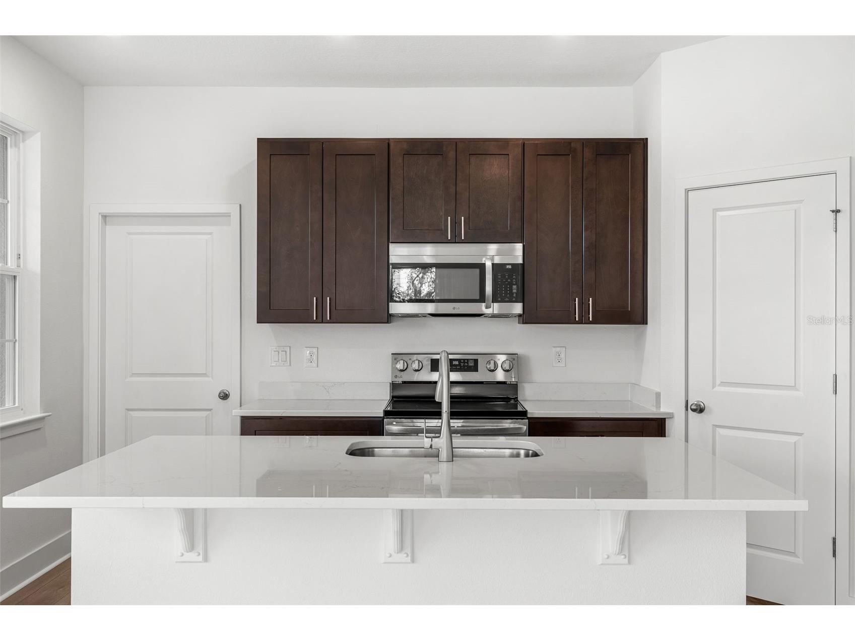 2433 Magnolia Reserve Road Ocoee FL 34761 W7883451 image8