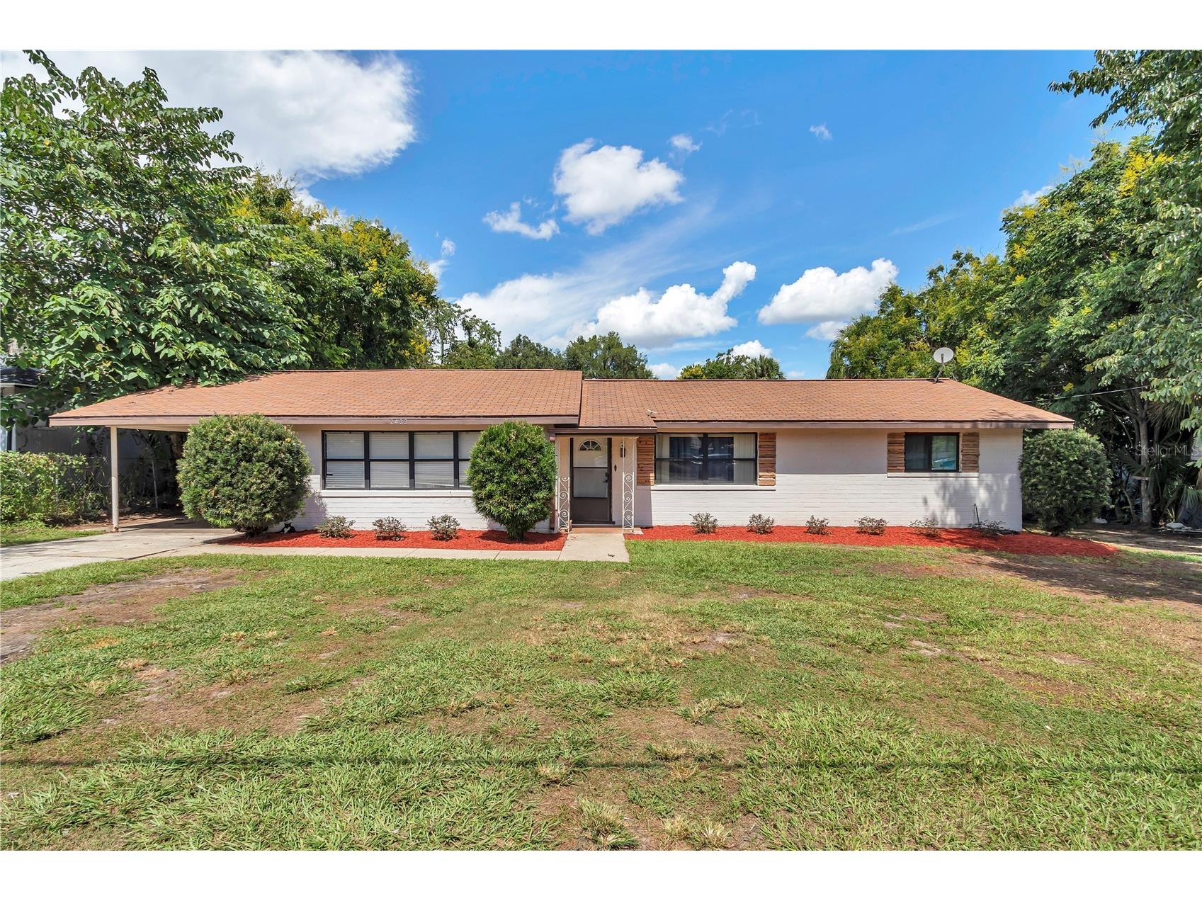 2433 NE 2nd Street Ocala FL 34470 OM710390 image1