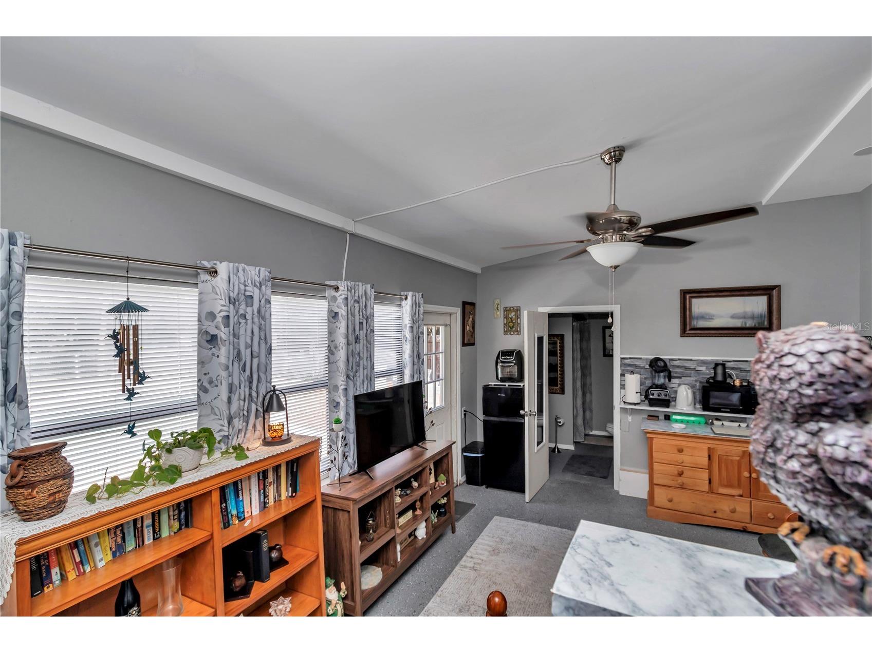 2433 NE 2nd Street Ocala FL 34470 OM710390 image28