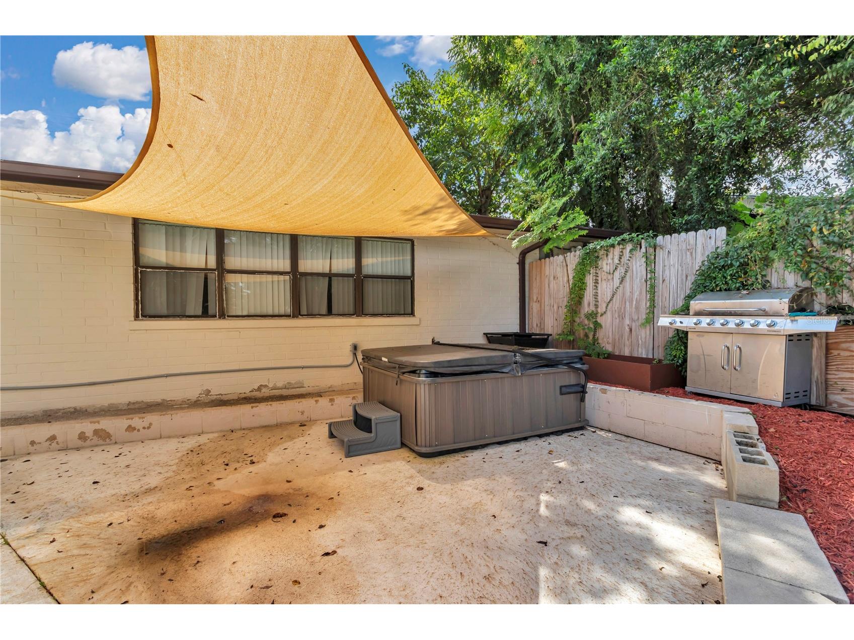 2433 NE 2nd Street Ocala FL 34470 OM710390 image37