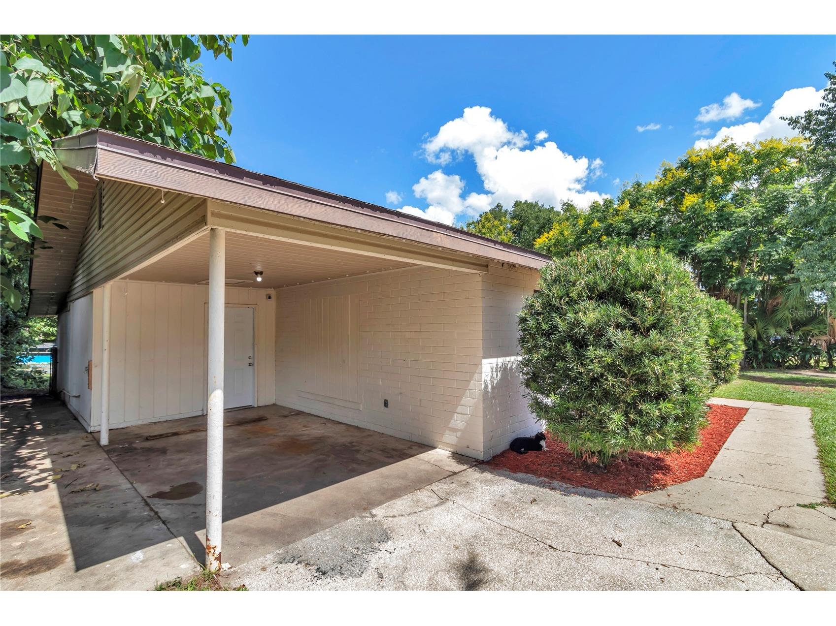 2433 NE 2nd Street Ocala FL 34470 OM710390 image8