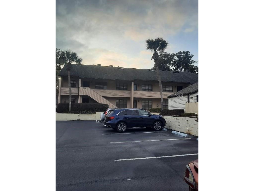 2433 NE 7th Street #6 Ocala FL 34470 OM670963 image1