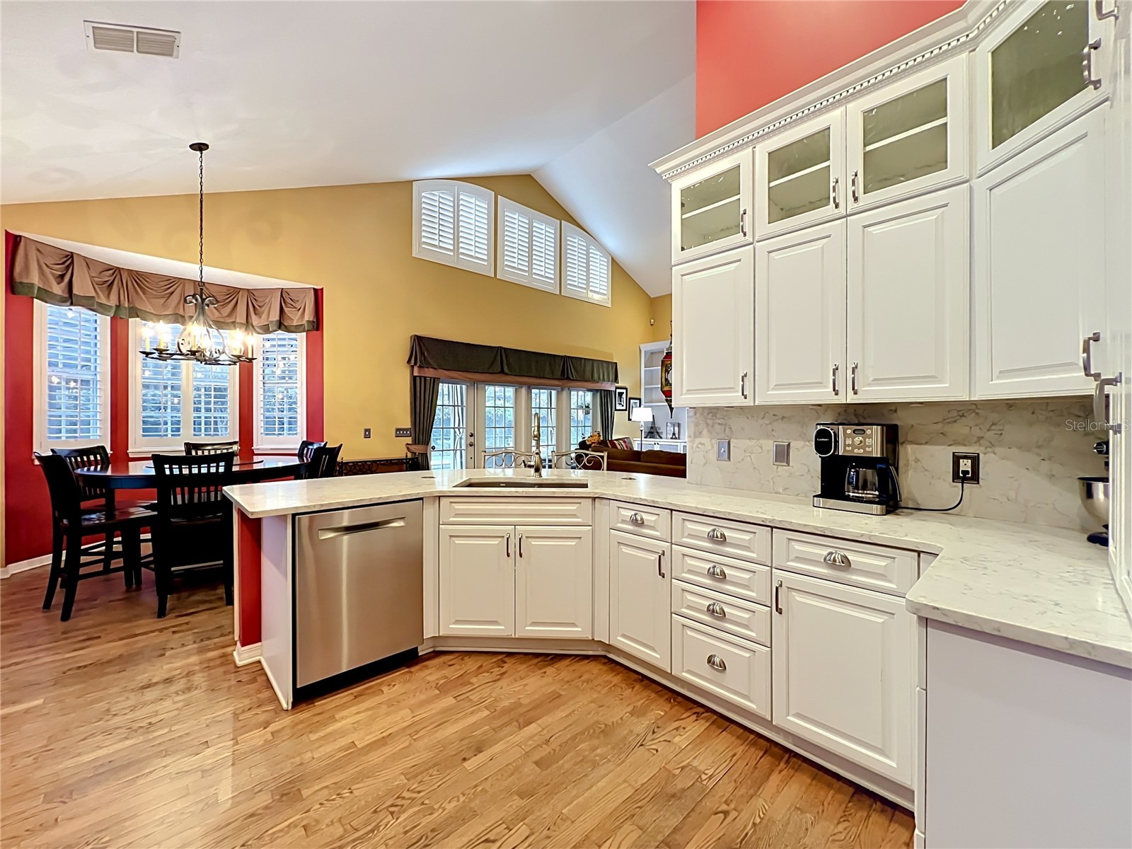 2433 Stoneview Road Orlando FL 32806 O6407767 image15