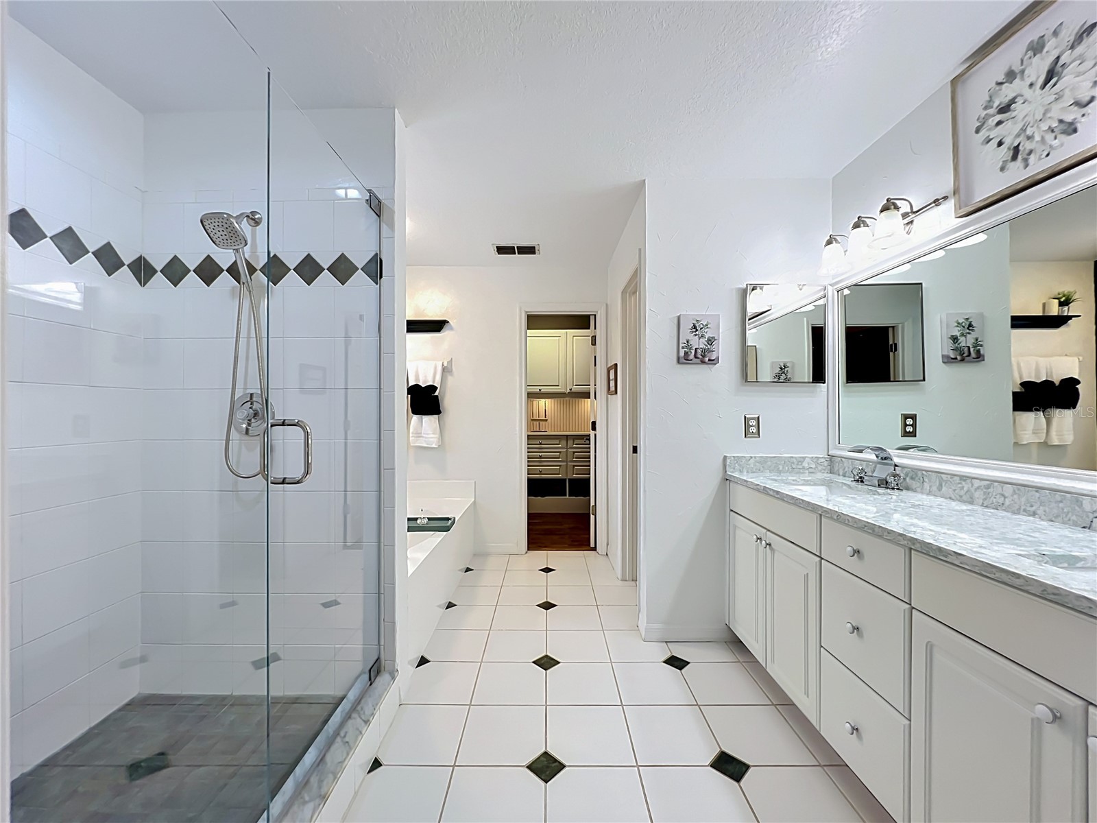 2433 Stoneview Road Orlando FL 32806 O6407767 image33