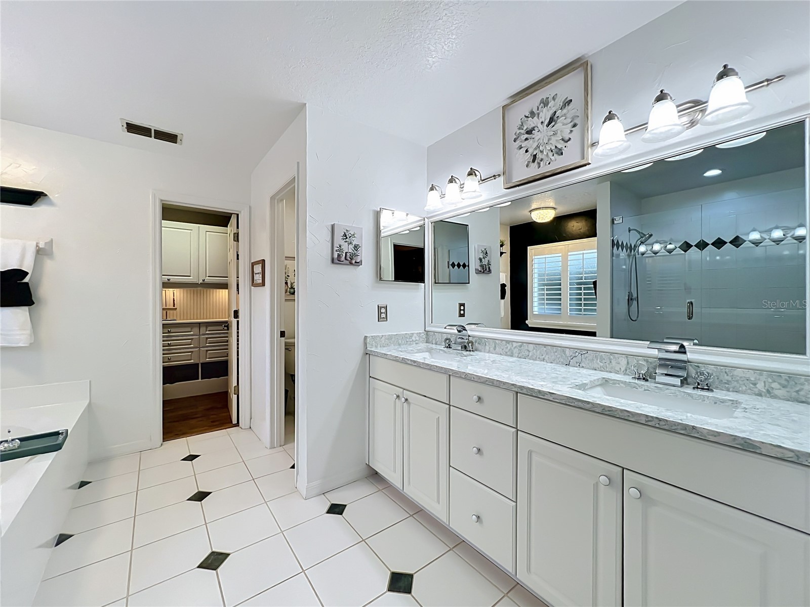 2433 Stoneview Road Orlando FL 32806 O6407767 image34