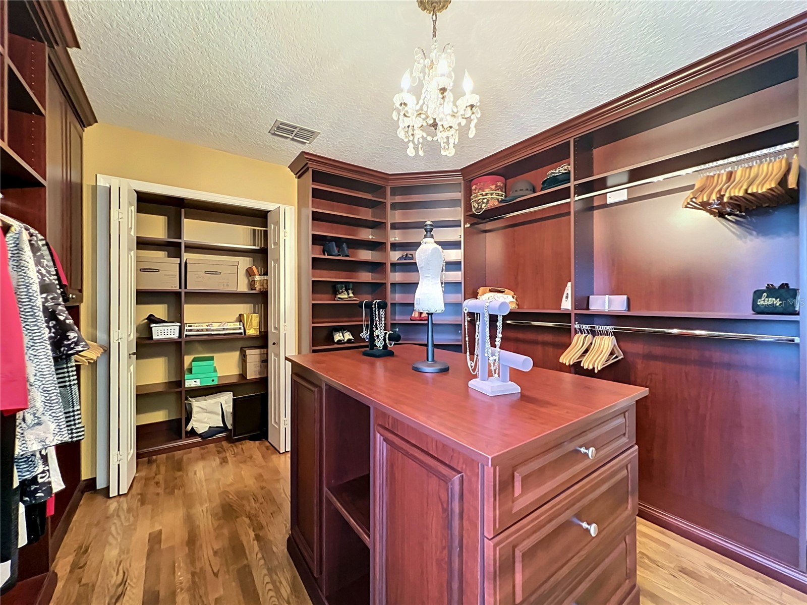 2433 Stoneview Road Orlando FL 32806 O6407767 image65