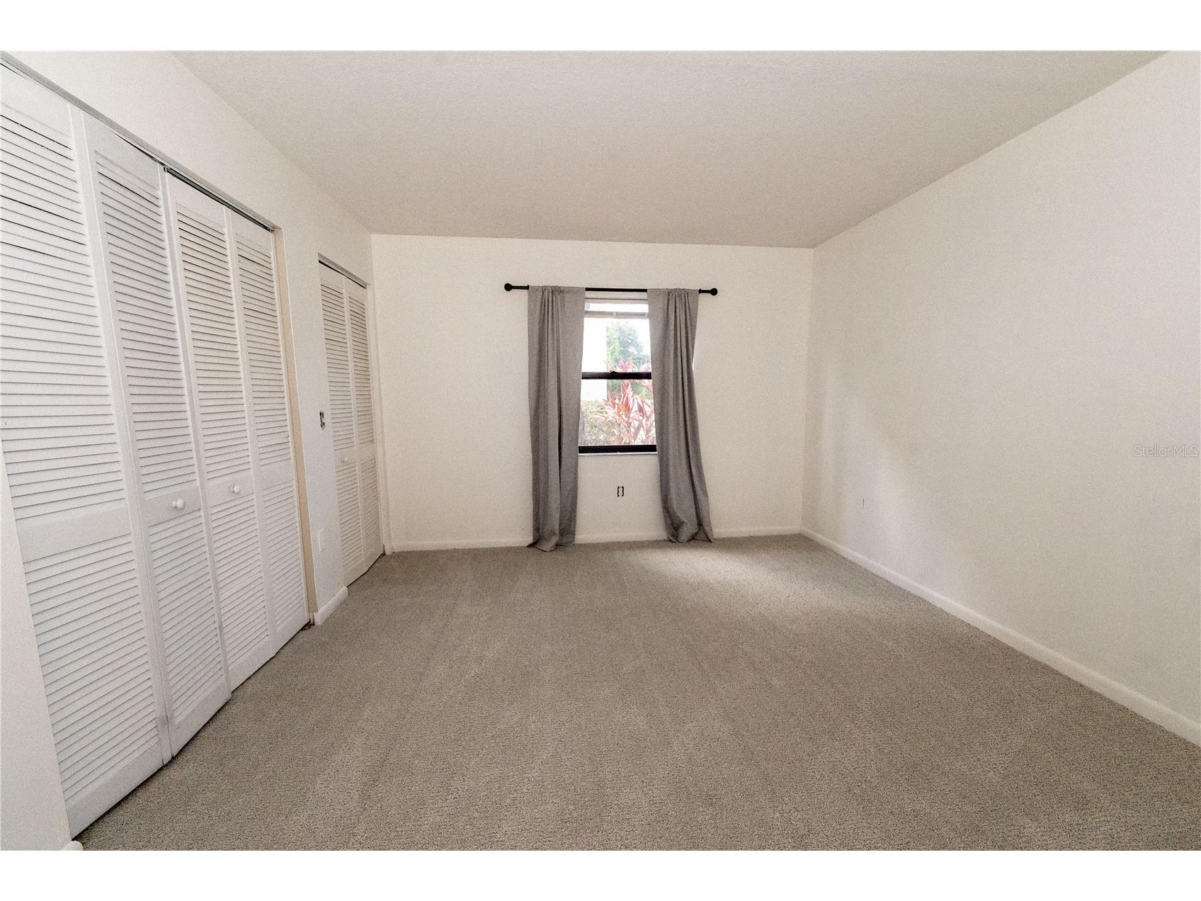 2433 Twin Drive #5 Sarasota FL 34234 A4693047 image12