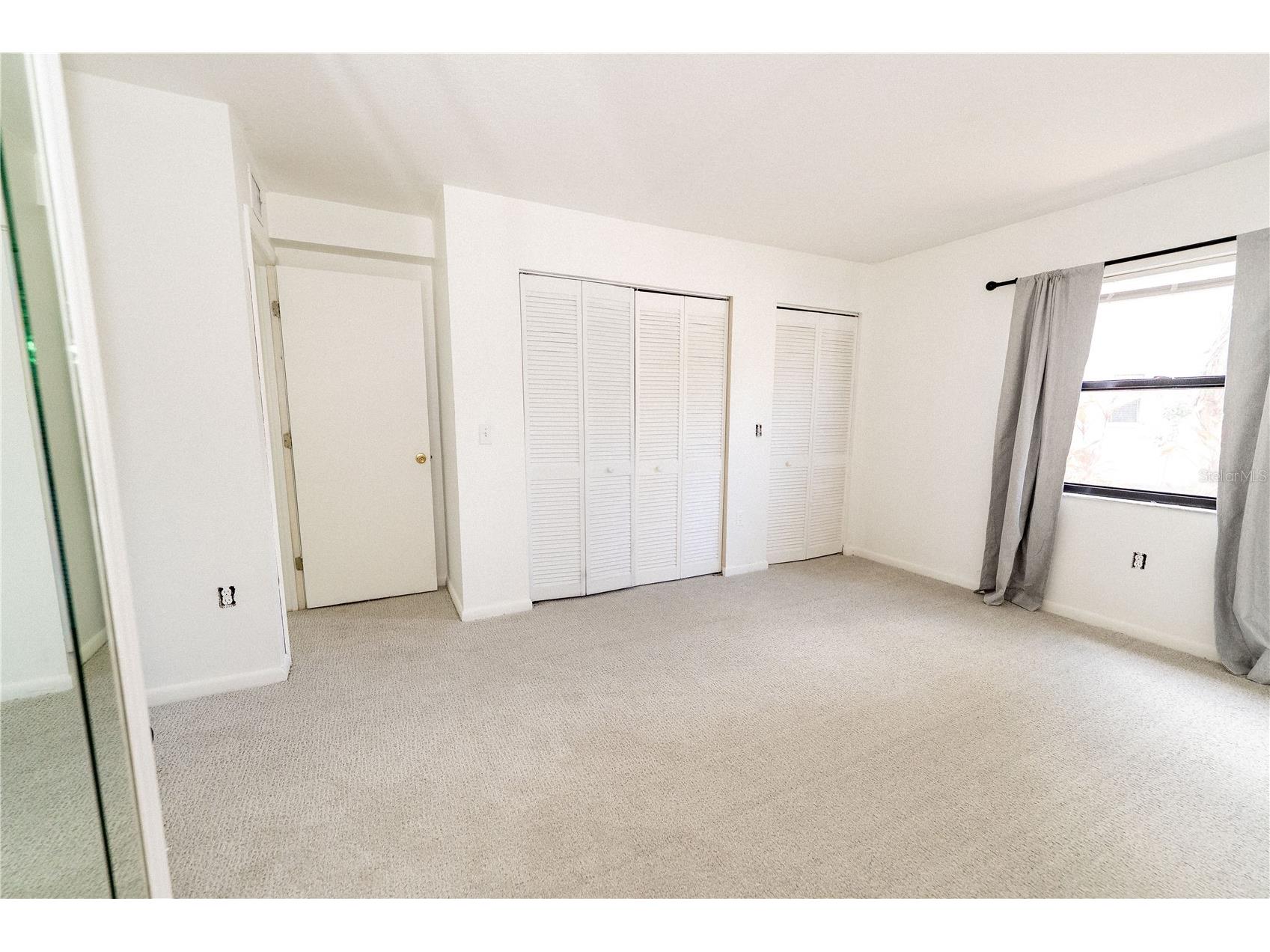 2433 Twin Drive #5 Sarasota FL 34234 A4693047 image13