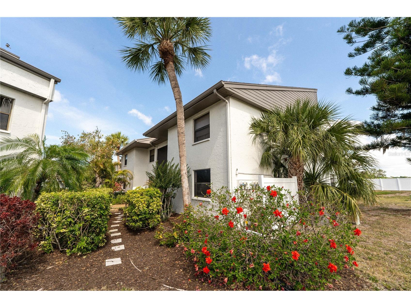 2433 Twin Drive #5 Sarasota FL 34234 A4693047 image19