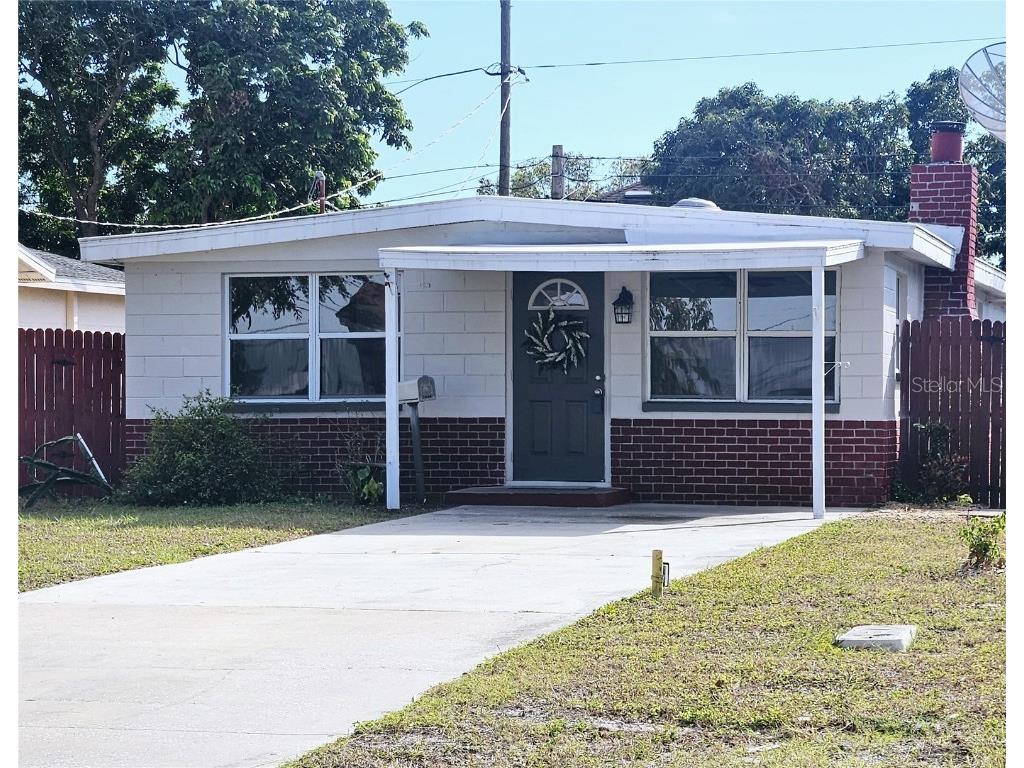 2434 18th Avenue N Saint Petersburg FL 33713 TB8328062 image1