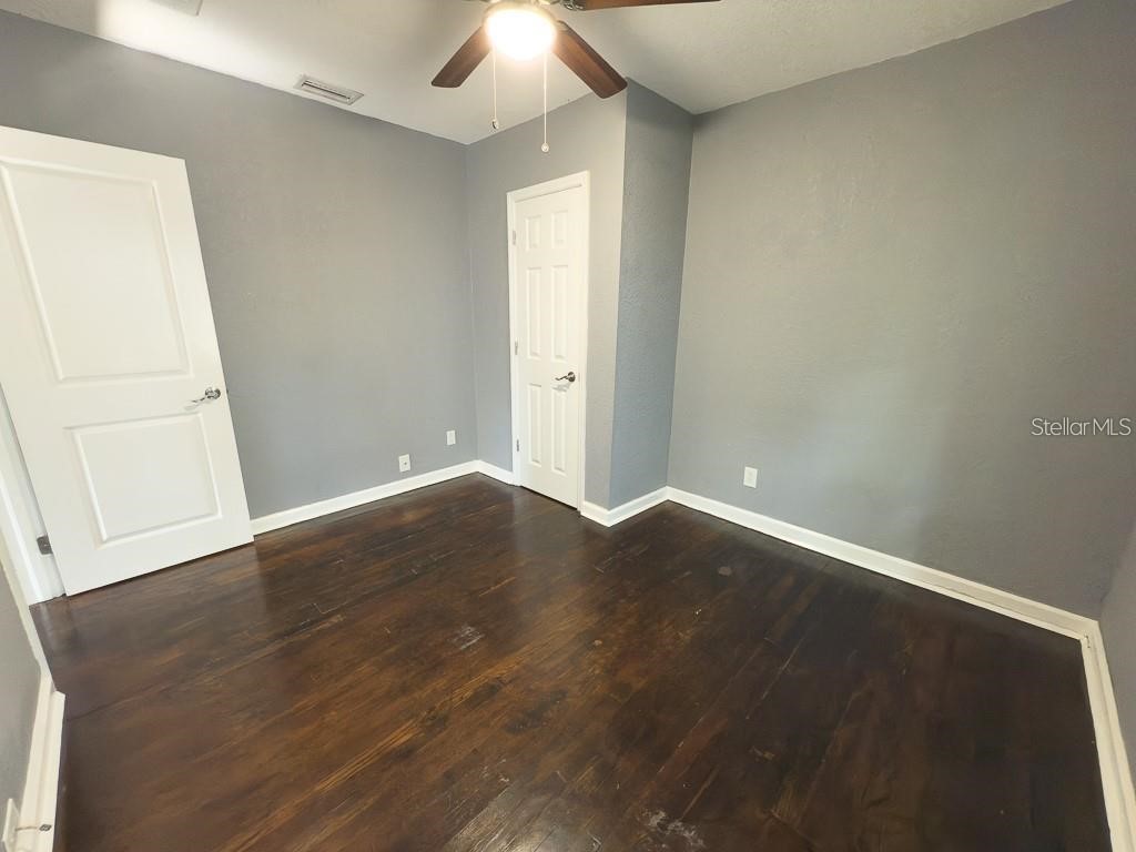 2434 9th Avenue N Saint Petersburg FL 33713 TB8505710 image13