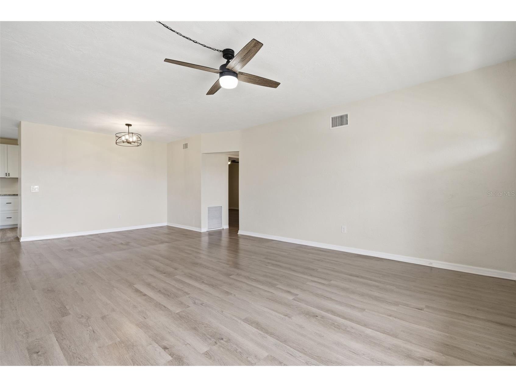 2434 Australia Way E #50 Clearwater FL 33763 TB8519080 image5