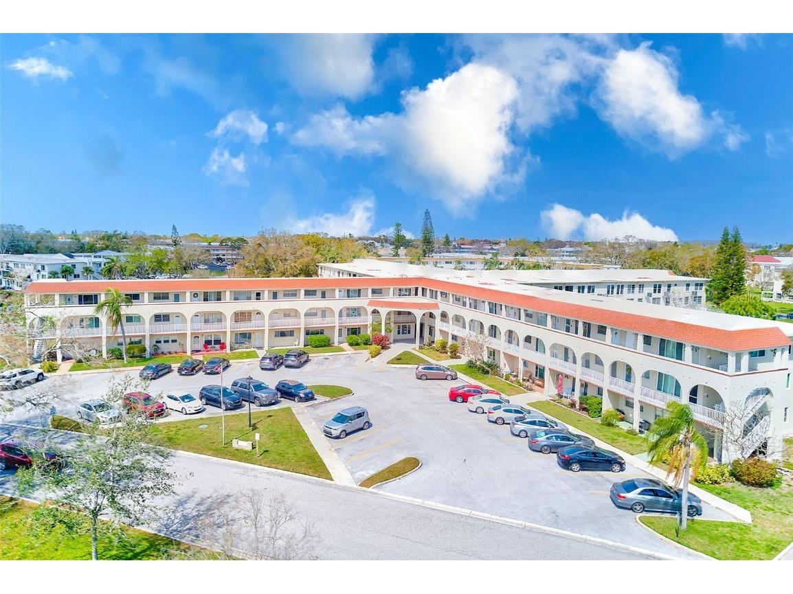 2434 Australia Way E #8 Clearwater FL 33763 TB8356217 image1