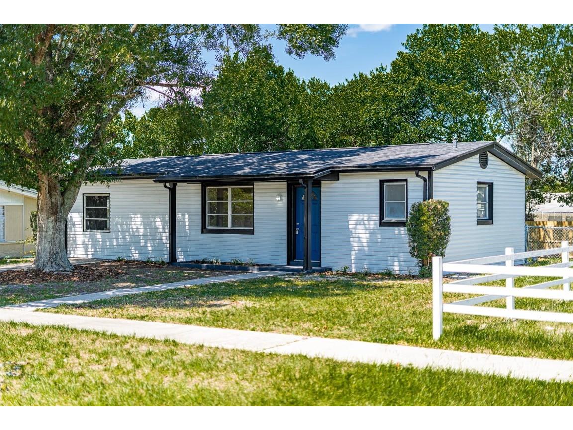 2434 Barbarossa Avenue Deltona FL 32738 V4932020 image1