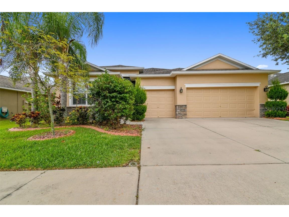 2434 Dakota Rock Drive Ruskin FL 33570 T3463310 image1