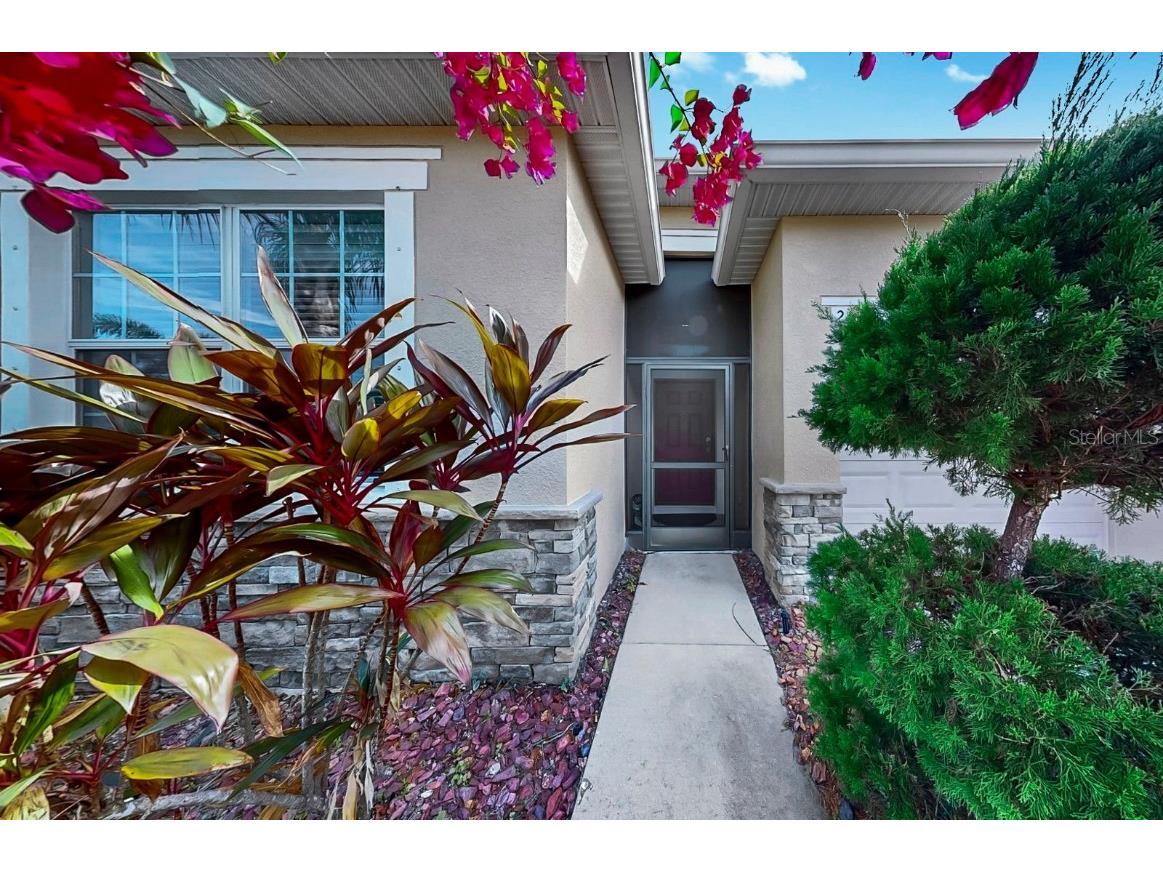 2434 Dakota Rock Drive Ruskin FL 33570 TB8447528 image3