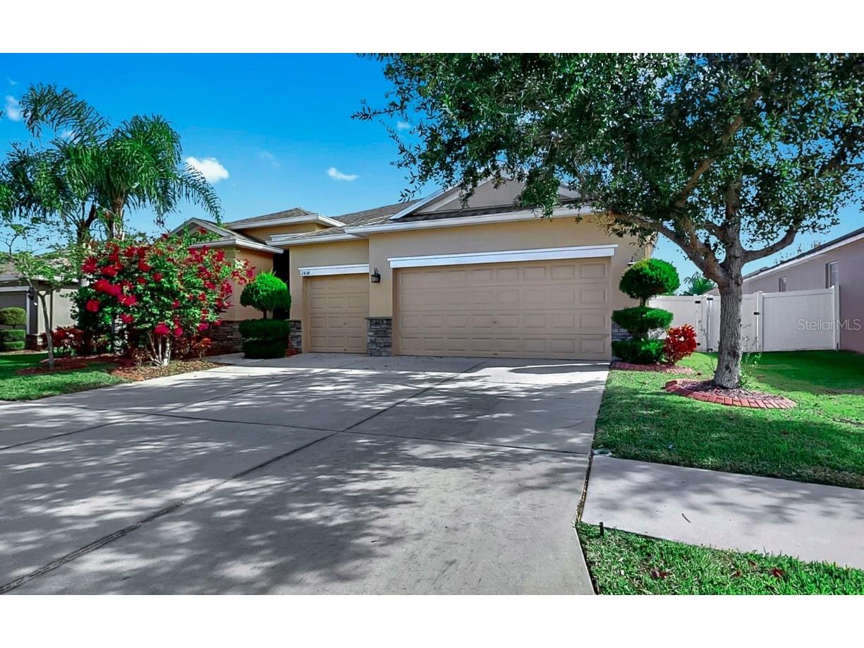 2434 Dakota Rock Drive Ruskin FL 33570 TB8447528 image4