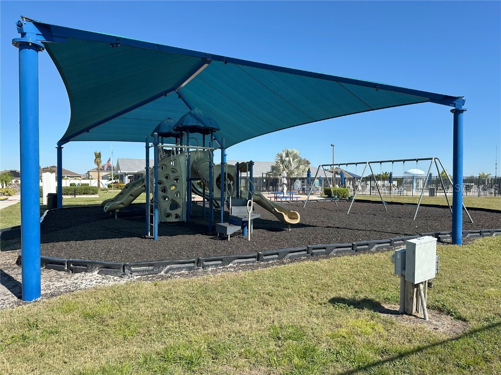 2434 Dakota Rock Drive Ruskin FL 33570 TB8447528 image69