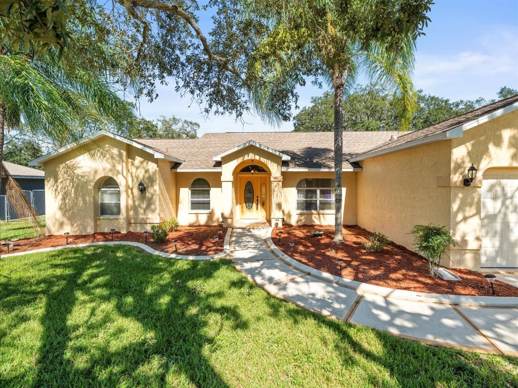2434 Deltona Boulevard Spring Hill FL 34606 W7867382 image1