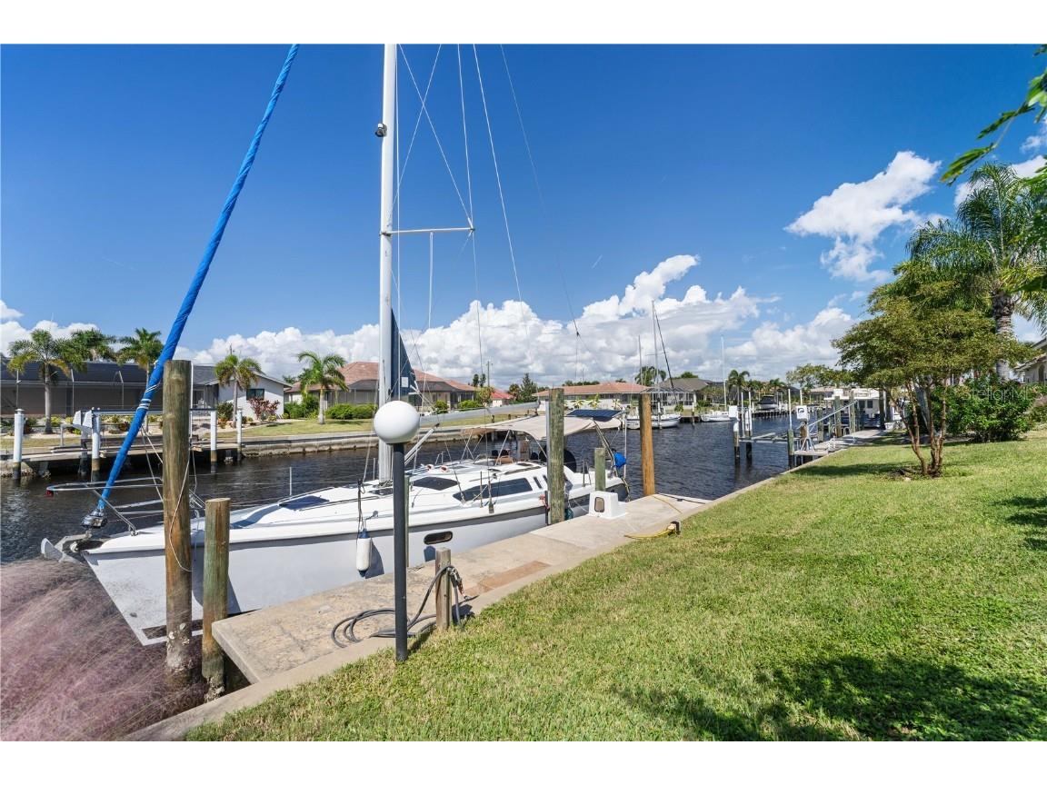 2434 Flora Lane Punta Gorda FL 33950 - SHEEPSHEAD BAY CANAL C7516936 image11